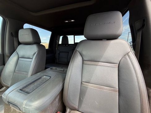 Used 2021 GMC Sierra 2500 Denali w/ Denali Ultimate Package AWD/4WD image 10