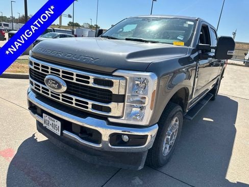 Used 2025 Ford F250 XLT AWD/4WD image 1