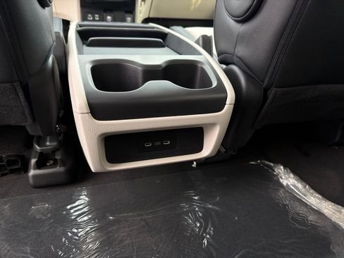 Certified 2026 Honda Odyssey Elite image 40