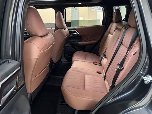 New 2026 Mitsubishi Outlander SEL image 24