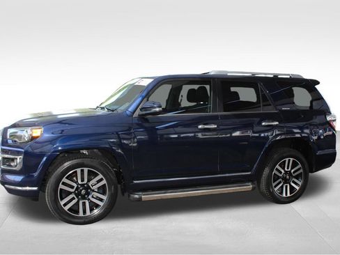 Certified 2020 Toyota 4Runner Limited AWD/4WD image 11