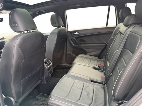 Used 2023 Volkswagen Tiguan SEL R-Line AWD/4WD image 28