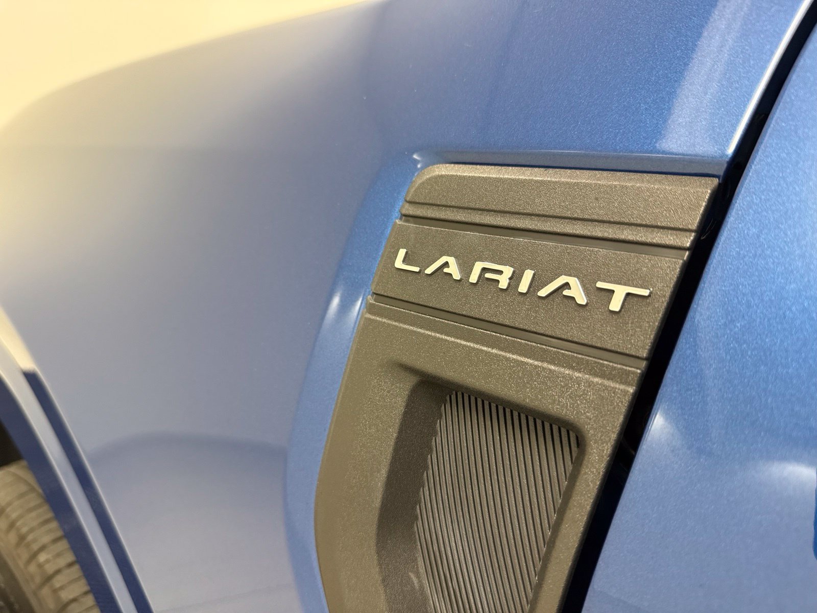 Used 2024 Ford Maverick Lariat AWD/4WD image 29