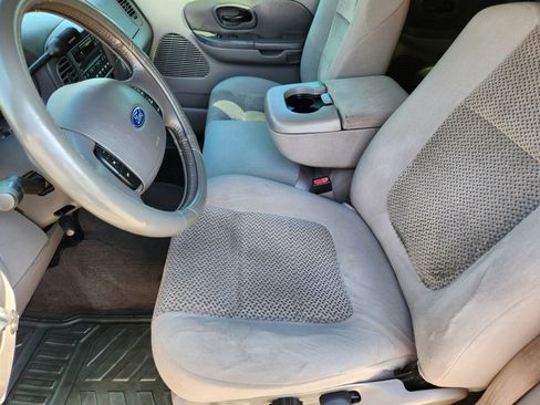 Used 2002 Ford F150 XLT AWD/4WD image 10