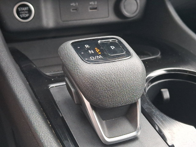 Used 2023 Nissan Rogue SV AWD/4WD image 15