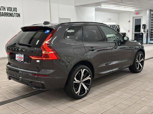 Used 2023 Volvo XC60 T8 Ultimate w/ Climate Package image 5