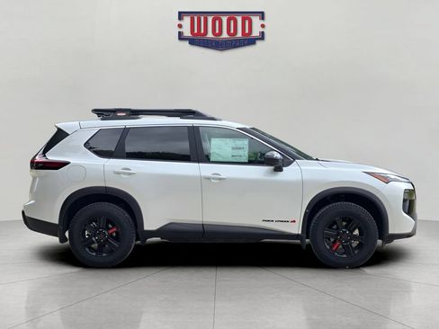 New 2026 Nissan Rogue SV AWD/4WD image 2