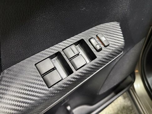 Used 2015 Toyota RAV4 XLE image 21