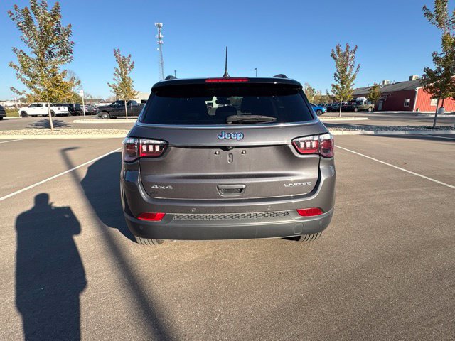 Used 2024 Jeep Compass Limited AWD/4WD image 4