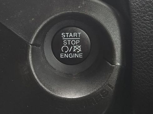 Used 2022 Jeep Renegade Trailhawk w/ Trailer Tow Group image 23