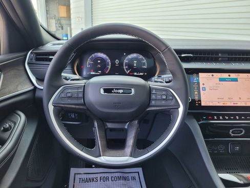 New 2026 Jeep Grand Cherokee L 2WD image 15
