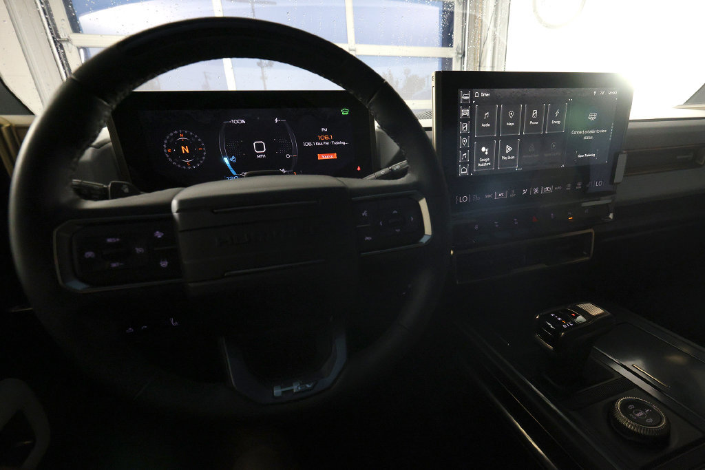Used 2023 GMC Hummer EV Edition 1 AWD/4WD image 18