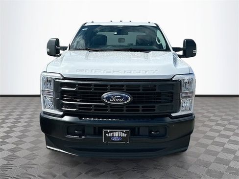 New 2026 Ford F350 XL image 2