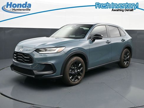 Used 2025 Honda HR-V Sport image 4