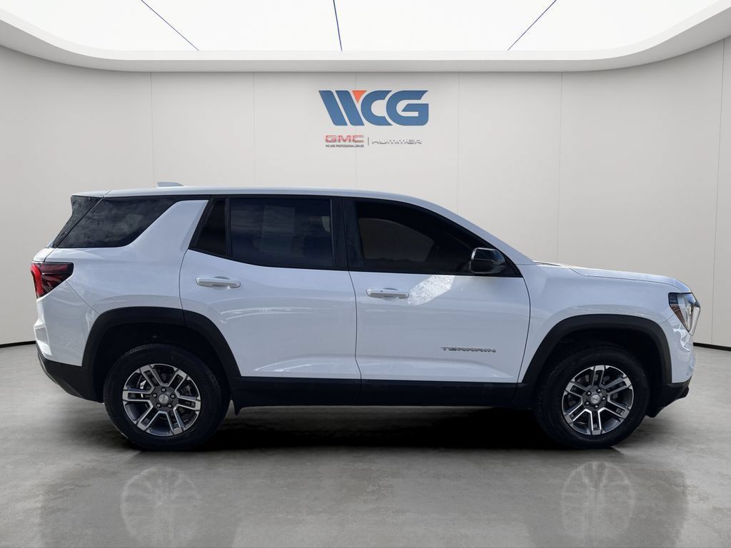 Used 2025 GMC Terrain Elevation AWD/4WD image 2