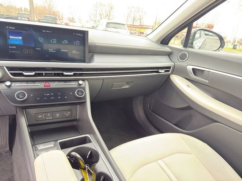 Used 2025 Hyundai Sonata SEL image 25