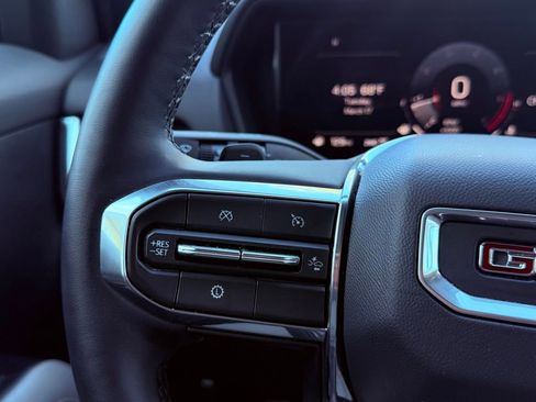 Used 2026 GMC Terrain Elevation image 18