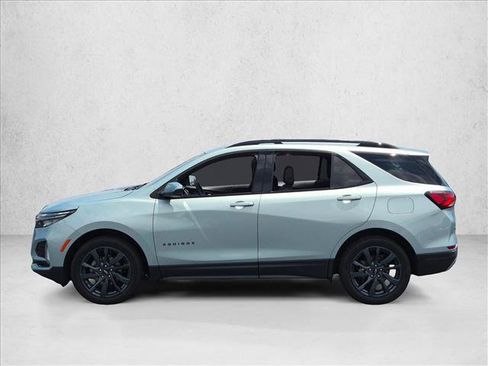 Used 2022 Chevrolet Equinox RS FWD image 8