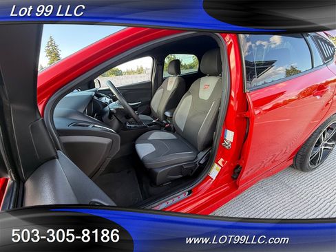 Used 2017 Ford Focus ST FWD image 12