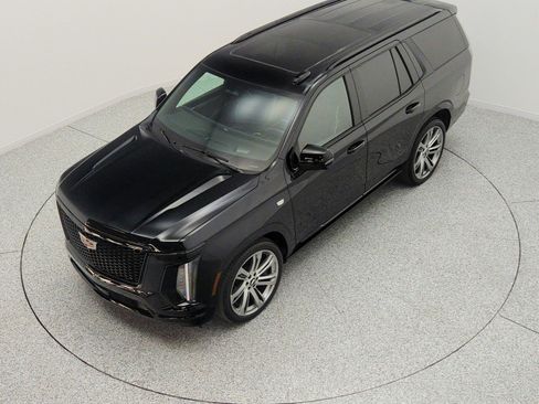 Used 2025 Cadillac Escalade Sport w/ Touring Package AWD/4WD image 22