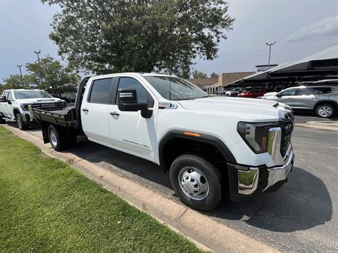 New 2025 GMC Sierra 3500 Pro w/ Convenience Package image 3