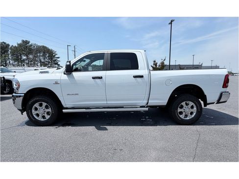 Used 2024 RAM 2500 Big Horn image 5