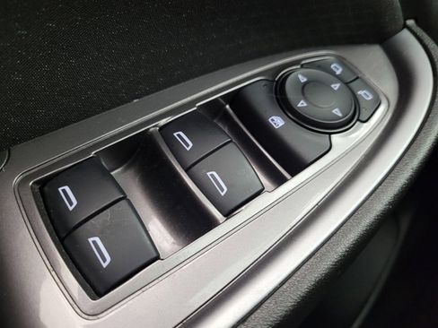 Used 2023 Chevrolet Malibu LS FWD image 27