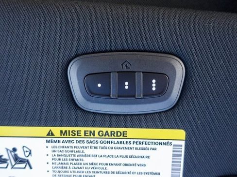 New 2026 Chrysler Pacifica Select image 14