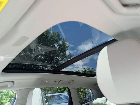 Certified 2023 Volvo XC60 B5 Plus w/ Protection Package Premier FWD image 22