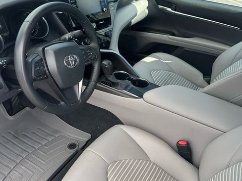 Used 2023 Toyota Camry SE FWD image 12