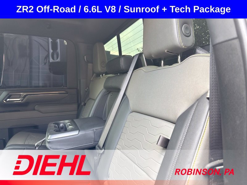Used 2025 Chevrolet Silverado 2500 ZR2 w/ Technology Package AWD/4WD image 19