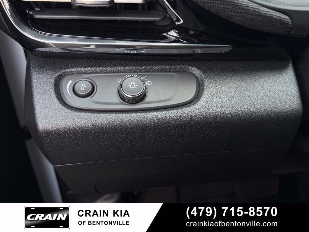 Used 2025 Buick Envista Sport Touring w/ Convenience I Package FWD image 12