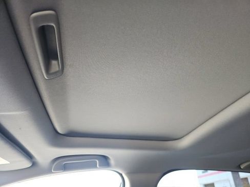 Used 2022 Honda CR-V Touring image 10