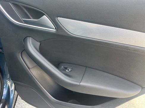 Used 2018 Audi Q3 2.0T Premium Plus w/ Premium Plus Package image 24