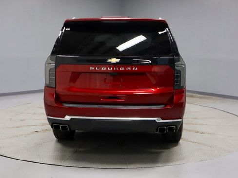 Used 2025 Chevrolet Suburban High Country w/ Sun And Tow Package AWD/4WD image 10