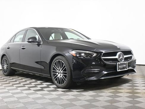 Used 2025 Mercedes-Benz C 300 4MATIC Sedan image 9