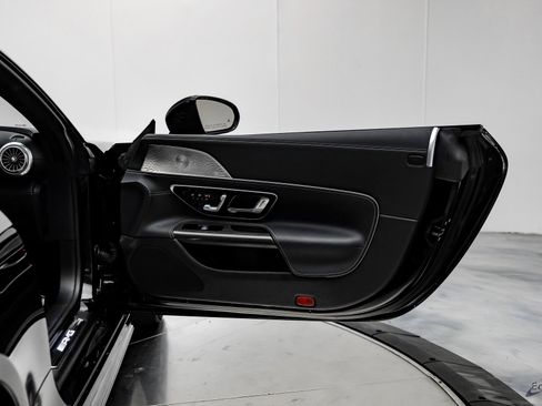 Used 2022 Mercedes-Benz SL 63 AMG 4MATIC image 88