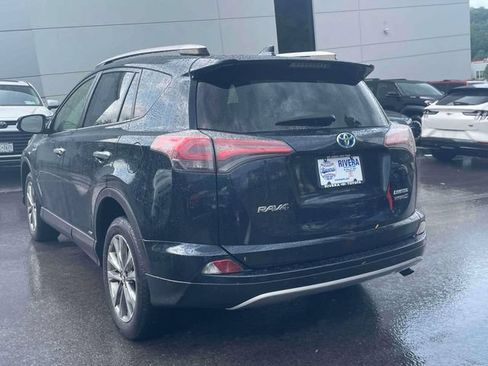 Used 2017 Toyota RAV4 Limited w/ Carpet Mat Package AWD/4WD image 9