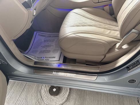 Used 2017 Mercedes-Benz S 550 4MATIC Sedan image 20