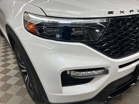 Used 2020 Ford Explorer ST w/ Premium Technology Package AWD/4WD image 3