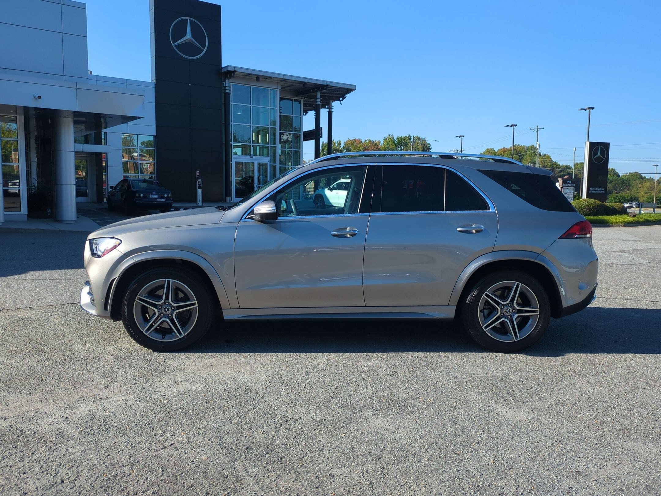 Used 2020 Mercedes-Benz GLE 350 4MATIC image 6