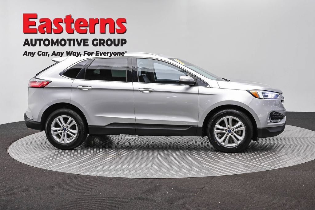 Used 2019 Ford Edge SEL w/ Equipment Group 201A FWD image 4