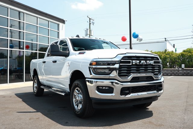 Used 2025 RAM 2500 Tradesman w/ Chrome Appearance Group AWD/4WD image 3