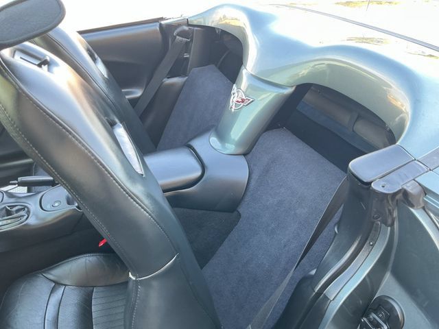 Used 2003 Chevrolet Corvette Convertible w/ Preferred Equipment Group1 RWD image 21
