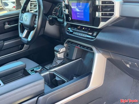 Used 2025 Toyota Tundra SR5 AWD/4WD image 11