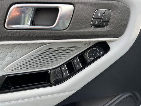 New 2026 Ford Explorer Platinum w/ LUX Leather Package image 14