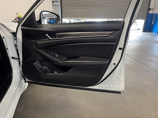 Used 2019 Honda Accord Sport image 13
