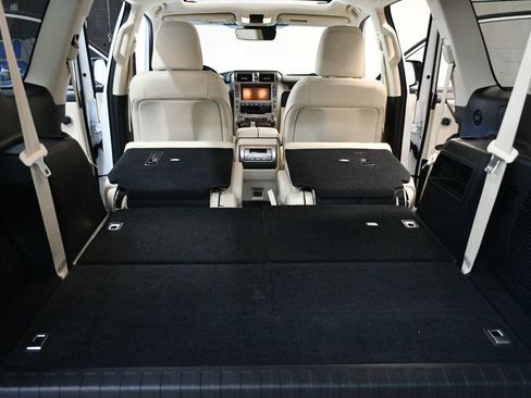 Used 2021 Lexus GX 460 Premium w/ Accessory Package AWD/4WD image 79