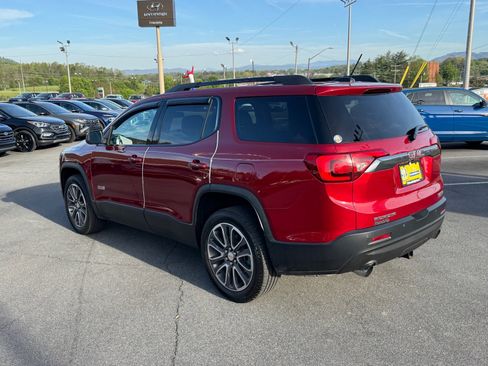 Used 2019 GMC Acadia SLT AWD/4WD image 4