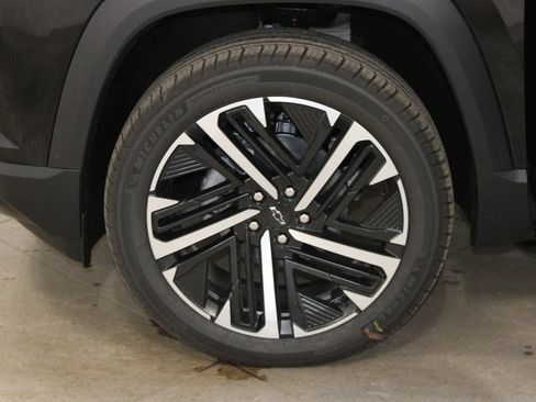New 2026 Chevrolet Equinox RS w/ Convenience Package III AWD/4WD image 56